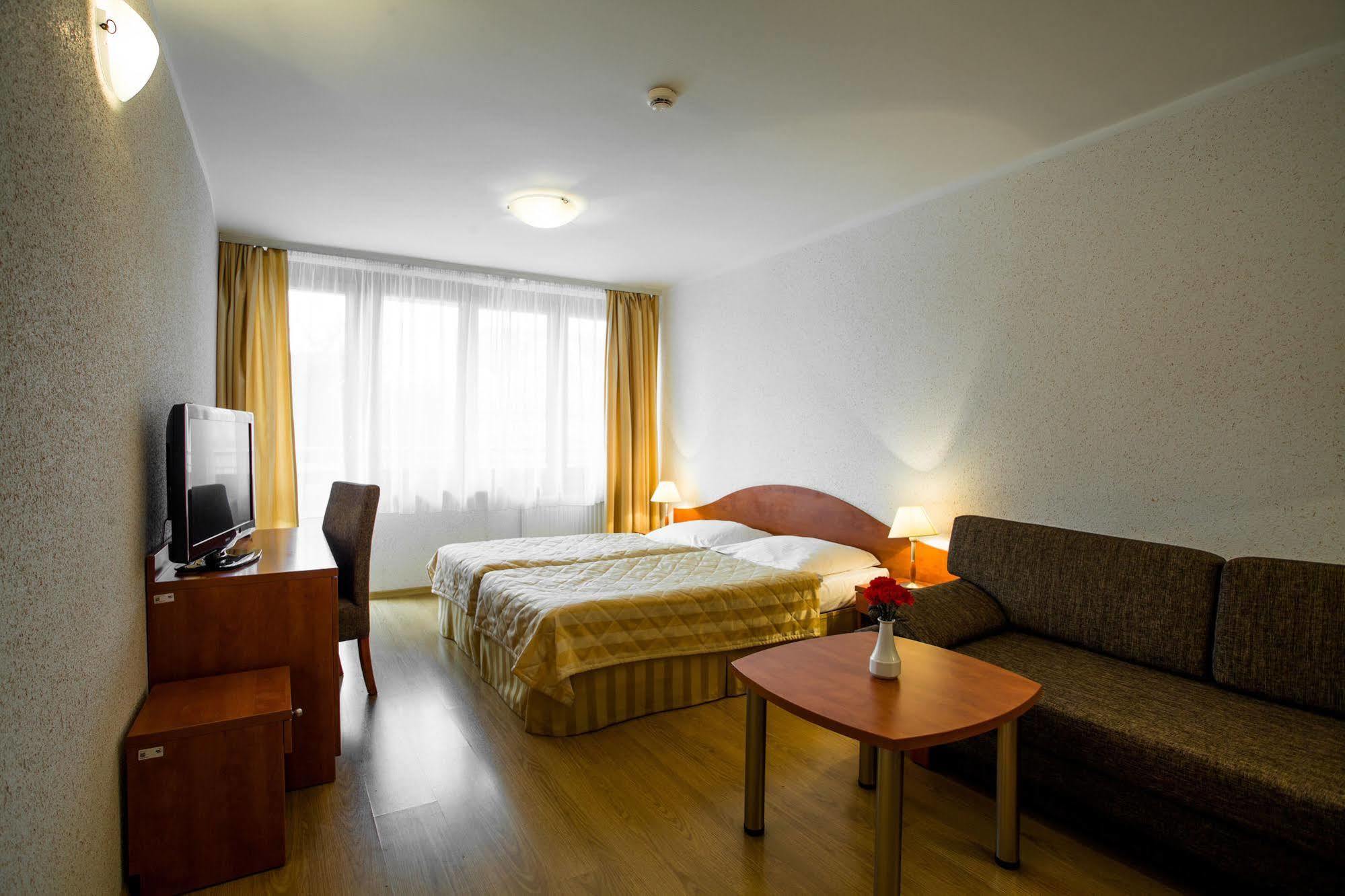 Hotel ***Nat Свиноуйсьце Экстерьер фото
